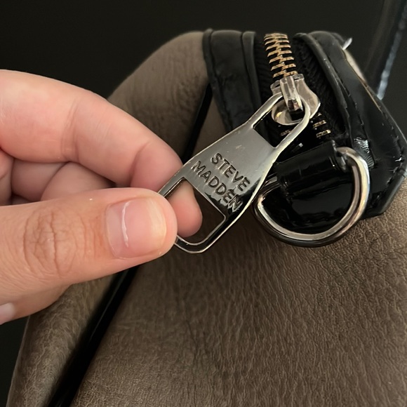 Steve Madden Purse (tan/brown&black) - Picture 4 of 7